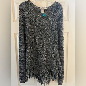 Women’s American Rag sweater size Medium, excellent condition